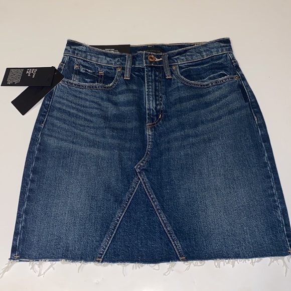 SILVER JEANS CO. Indigo Blue High Rise Raw Hem Frisco Mini Skirt - Picture 6 of 10